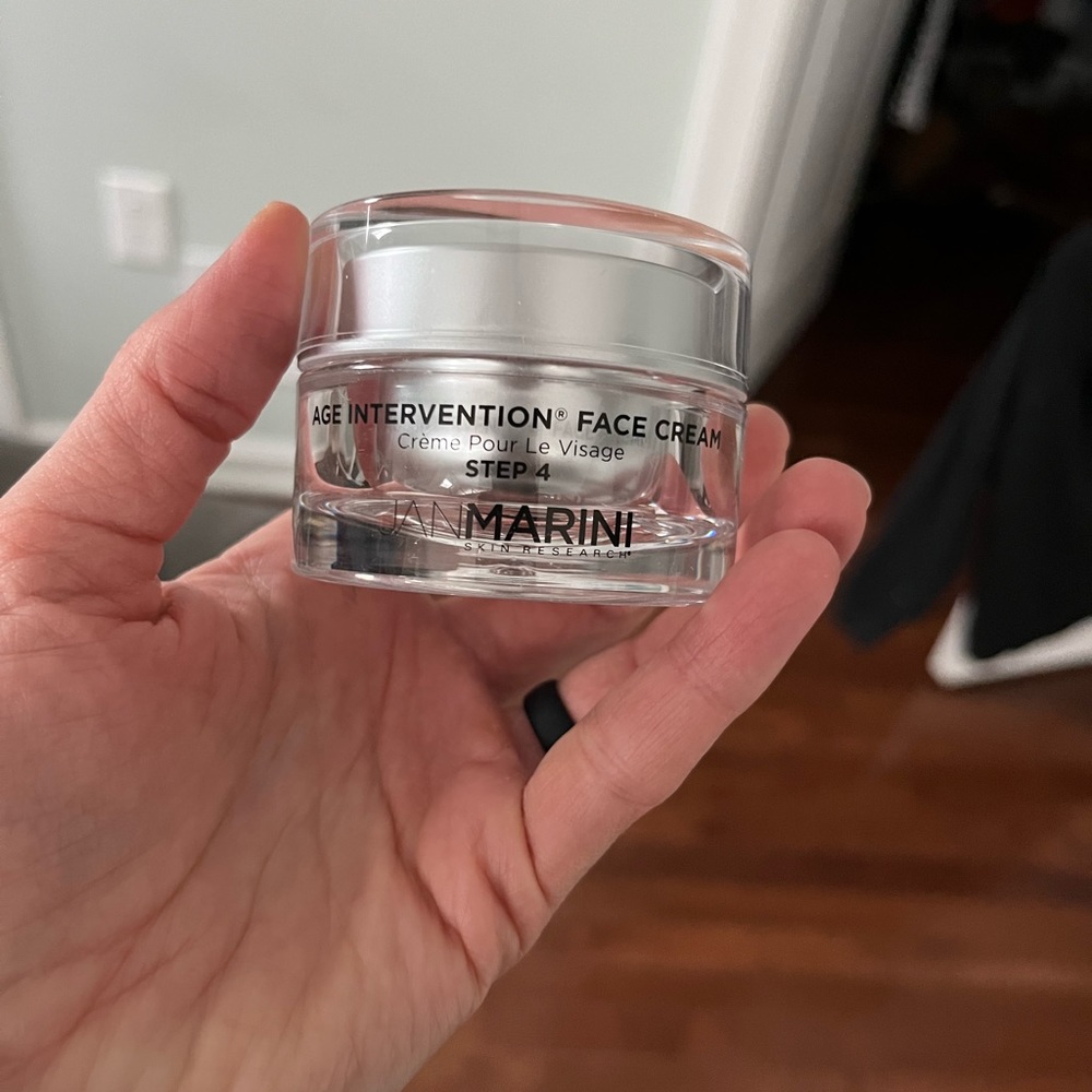 Brand new unopened age intervention face cream from Jan Marini